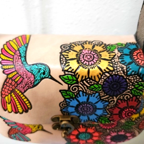 Genuine Hand-Tooled Leather Hummingbird Purse Handmade Mexican Bag - Picture 2 of 4